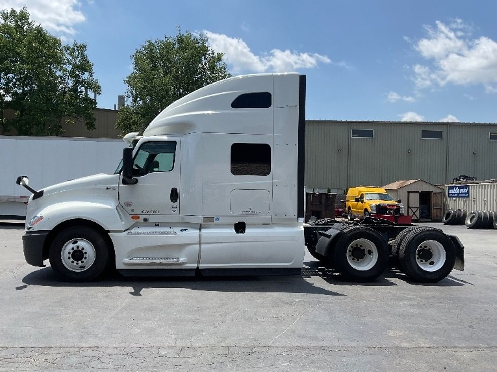 Sleeper Tractor-Heavy Duty Tractors-International-2020-LT625-Jessup-PA-412,746\n\t\tmiles-$ 55,750 - Image 4
