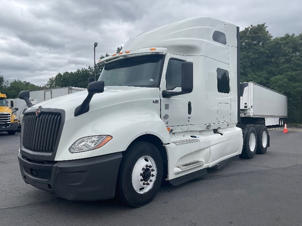 2020 International LT625 LT photo 3