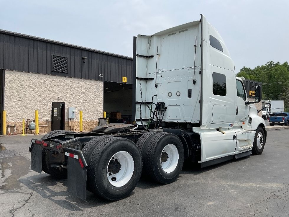 Sleeper Tractor-Heavy Duty Tractors-International-2020-LT625-Jessup-PA-576,610\n\t\tmiles-$ 44,500 - Image 7
