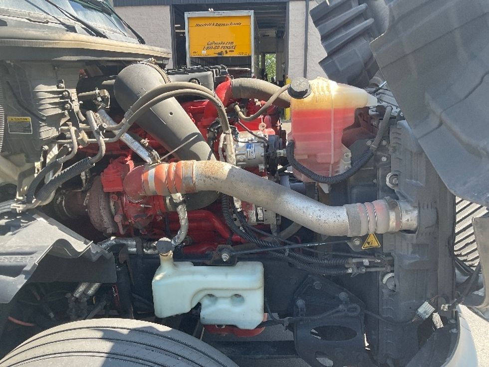 Sleeper Tractor-Heavy Duty Tractors-International-2020-LT625-Jessup-PA-626,327\n\t\tmiles-$ 41,000 - Image 19