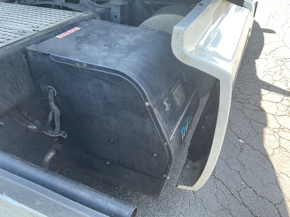 Sleeper Tractor-Heavy Duty Tractors-International-2020-LT625-Jessup-PA-626,327\n\t\tmiles-$ 41,000 - Image 21