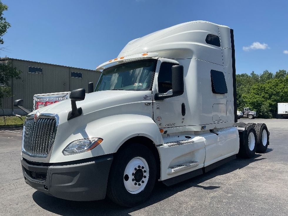 Sleeper Tractor-Heavy Duty Tractors-International-2020-LT625-Jessup-PA-626,327\n\t\tmiles-$ 41,000 - Image 3