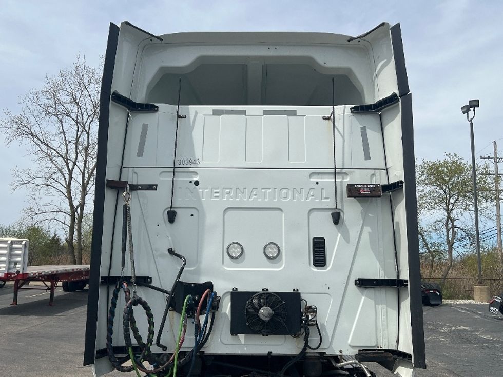 Sleeper Tractor-Heavy Duty Tractors-International-2020-LT625-Kentwood-MI-467,910\n\t\tmiles-$ 35,000 - Image 25
