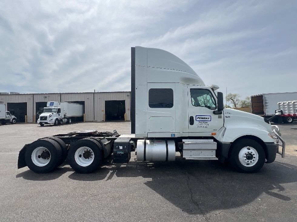 Sleeper Tractor-Heavy Duty Tractors-International-2020-LT625-Kentwood-MI-467,910\n\t\tmiles-$ 35,000 - Image 8