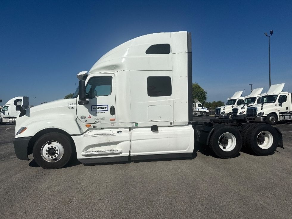 Sleeper Tractor-Heavy Duty Tractors-International-2020-LT625-La Porte-IN-390,805\n\t\tmiles-$ 55,000 - Image 4