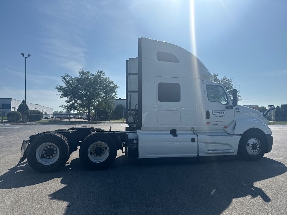 Sleeper Tractor-Heavy Duty Tractors-International-2020-LT625-La Porte-IN-390,805\n\t\tmiles-$ 55,000 - Image 8