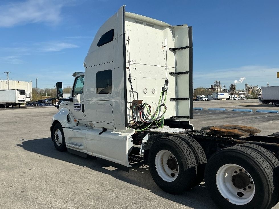 Sleeper Tractor-Heavy Duty Tractors-International-2020-LT625-La Porte-IN-550,816\n\t\tmiles-$ 37,500 - Image 5