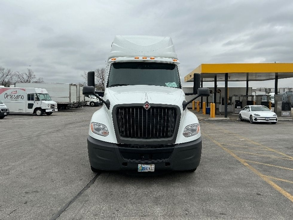 Sleeper Tractor-Heavy Duty Tractors-International-2020-LT625-La Porte-IN-642,519\n\t\tmiles-$ 31,750 - Image 2