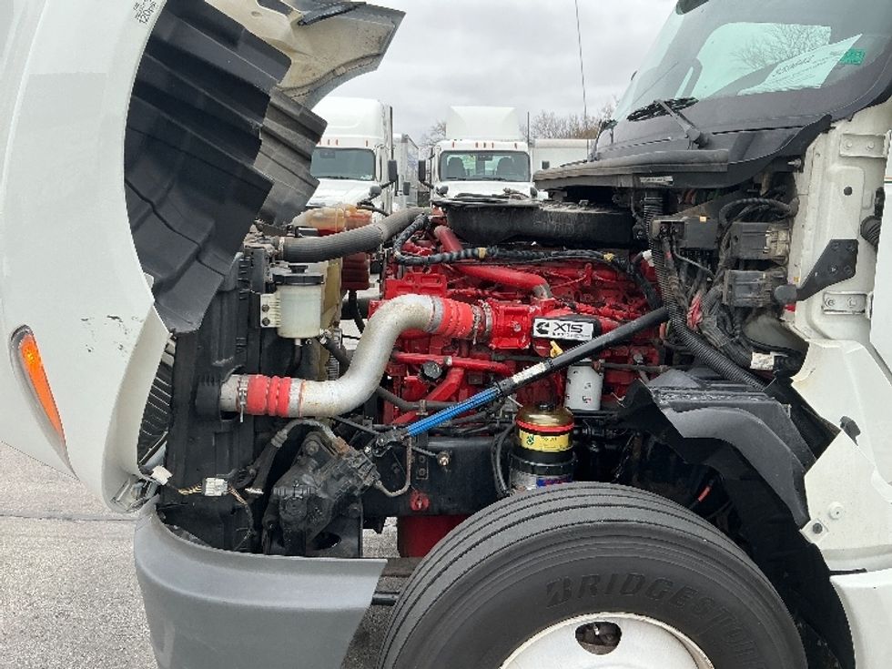 Sleeper Tractor-Heavy Duty Tractors-International-2020-LT625-La Porte-IN-642,519\n\t\tmiles-$ 31,750 - Image 21