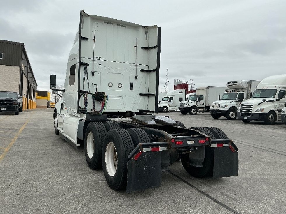 Sleeper Tractor-Heavy Duty Tractors-International-2020-LT625-La Porte-IN-642,519\n\t\tmiles-$ 31,750 - Image 22