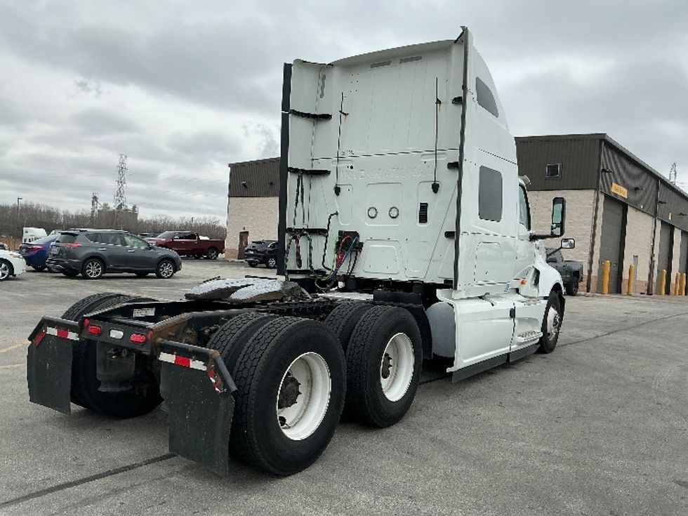 Sleeper Tractor-Heavy Duty Tractors-International-2020-LT625-La Porte-IN-642,519\n\t\tmiles-$ 31,750 - Image 23