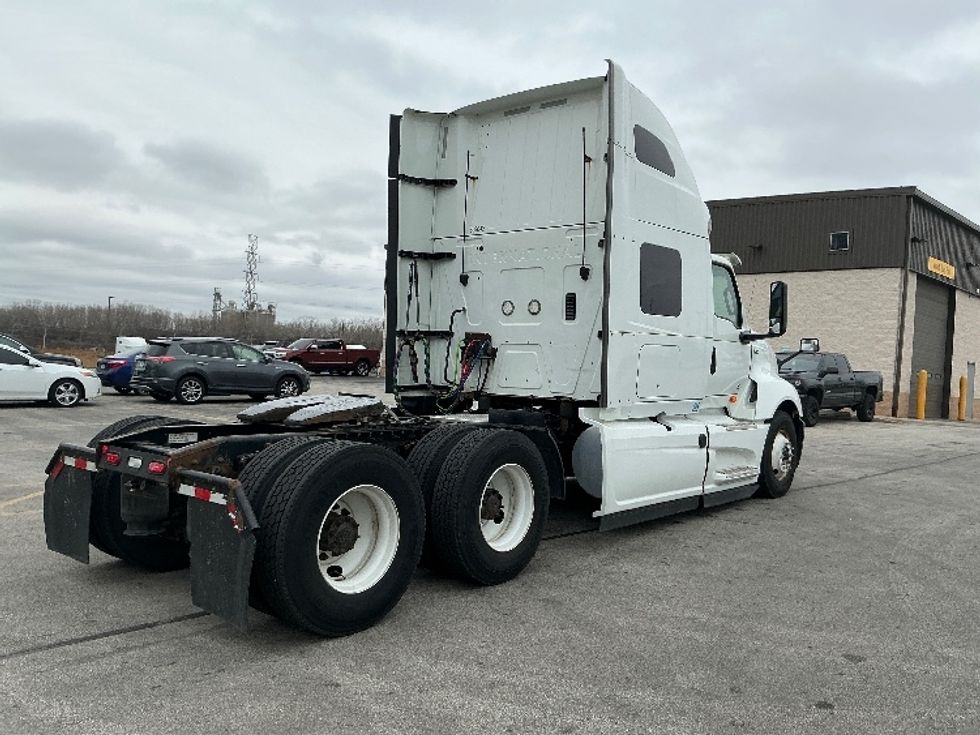 Sleeper Tractor-Heavy Duty Tractors-International-2020-LT625-La Porte-IN-642,519\n\t\tmiles-$ 31,750 - Image 7