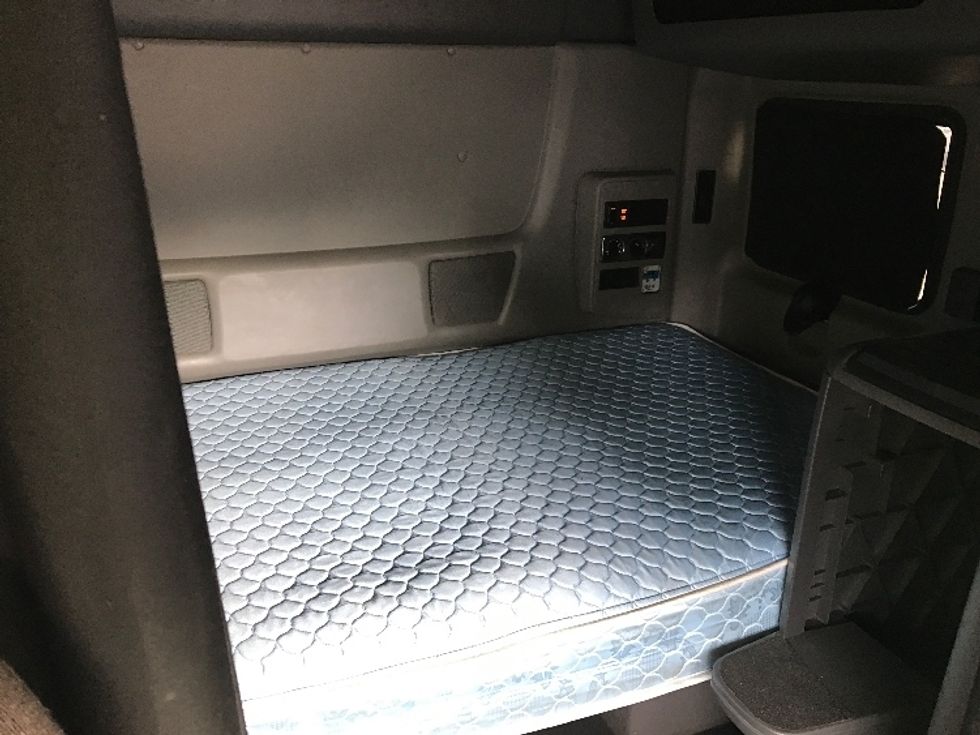 Sleeper Tractor-Heavy Duty Tractors-International-2020-LT625-Ladson-SC-478,456\n\t\tmiles-$ 48,500 - Image 16