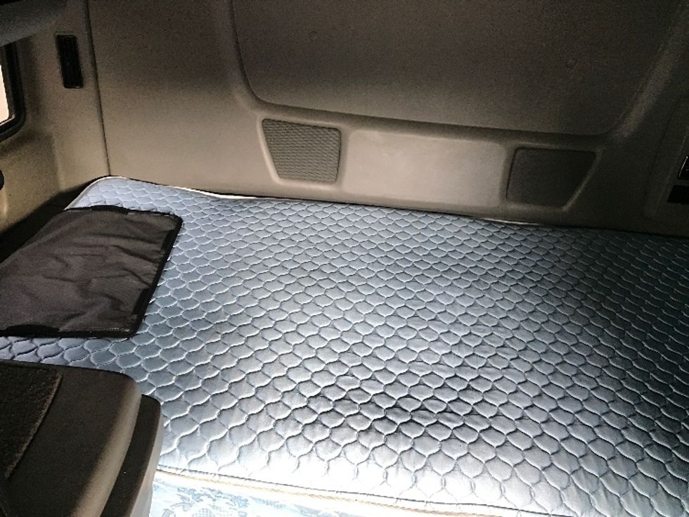 Sleeper Tractor-Heavy Duty Tractors-International-2020-LT625-Ladson-SC-478,456\n\t\tmiles-$ 48,500 - Image 17