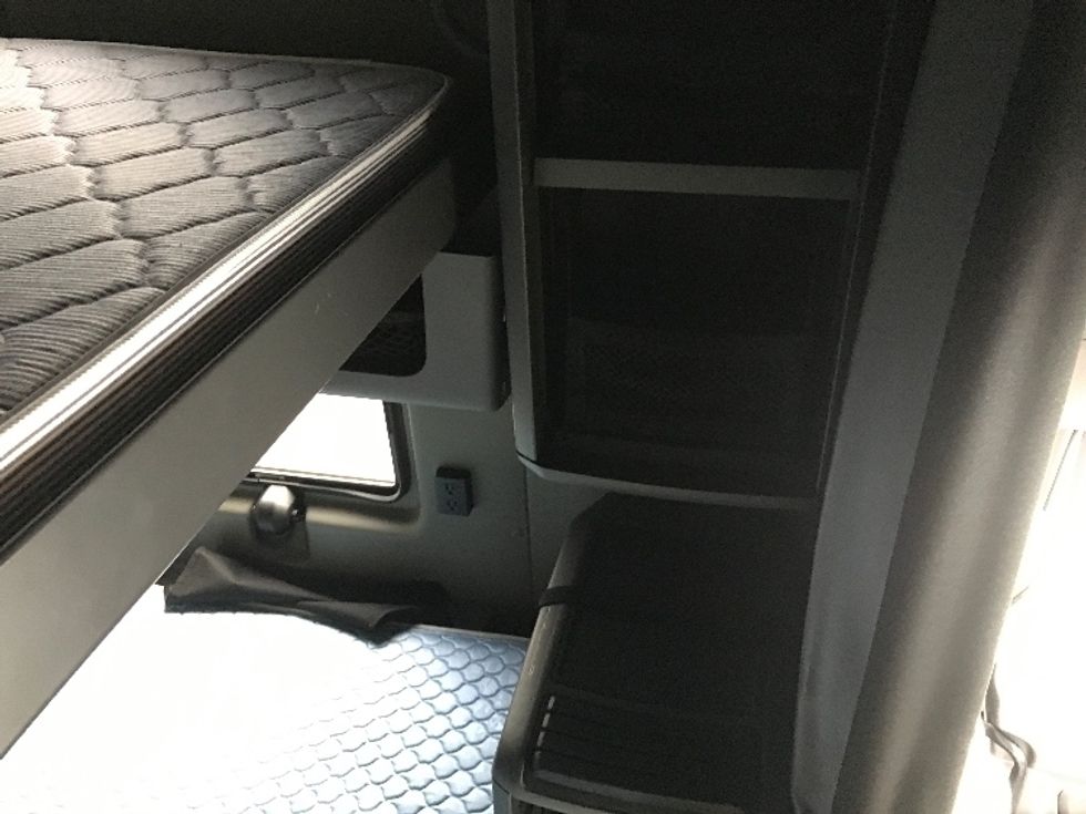 Sleeper Tractor-Heavy Duty Tractors-International-2020-LT625-Ladson-SC-478,456\n\t\tmiles-$ 48,500 - Image 18