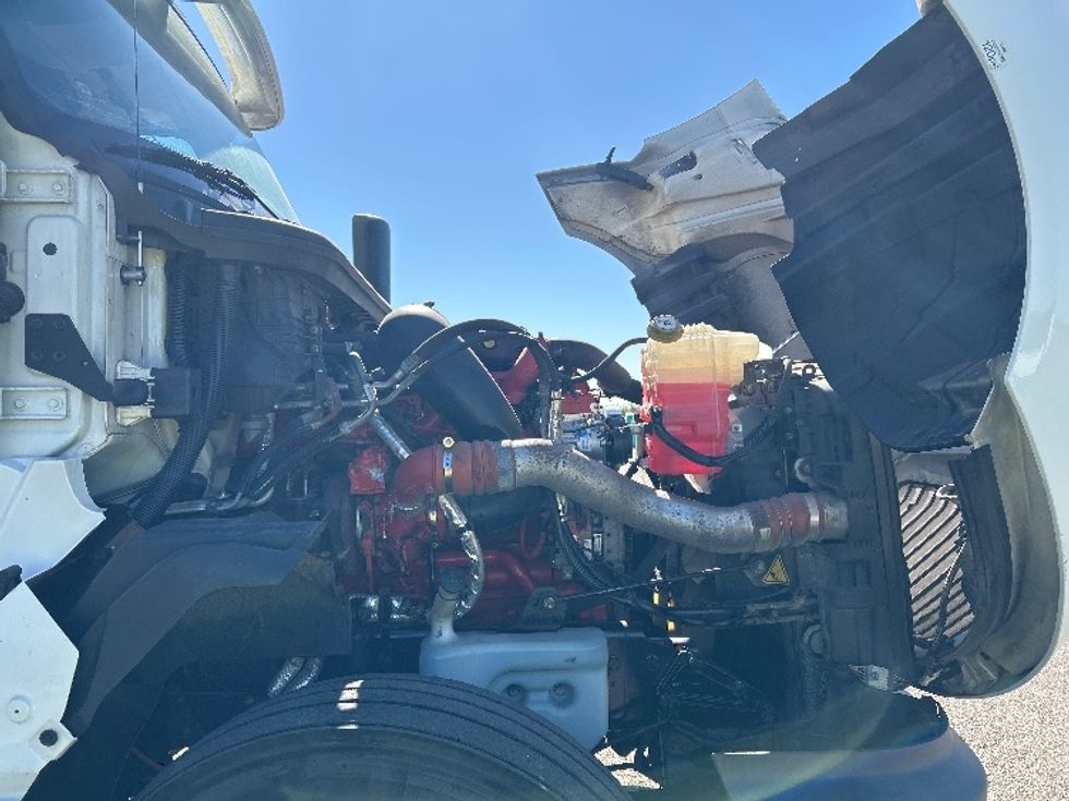 Sleeper Tractor-Heavy Duty Tractors-International-2020-LT625-Laredo-TX-434,122\n\t\tmiles-$ 48,250 - Image 20