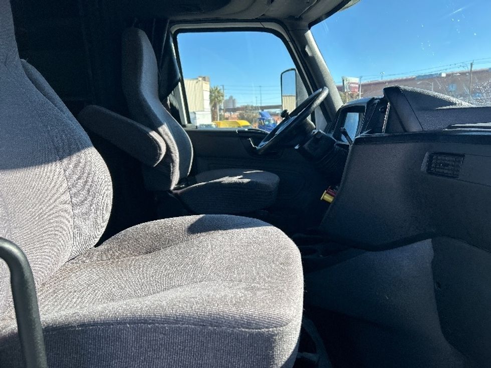 Sleeper Tractor-Heavy Duty Tractors-International-2020-LT625-Las Vegas-NV-384,626\n\t\tmiles-$ 52,000 - Image 15