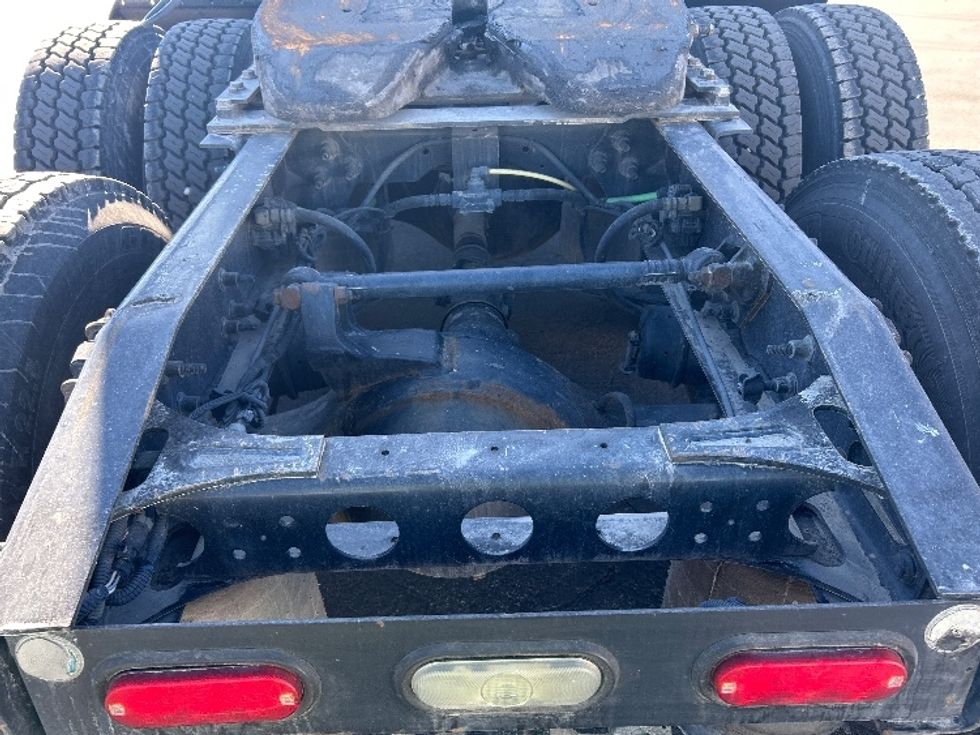 Sleeper Tractor-Heavy Duty Tractors-International-2020-LT625-Las Vegas-NV-384,626\n\t\tmiles-$ 52,000 - Image 6