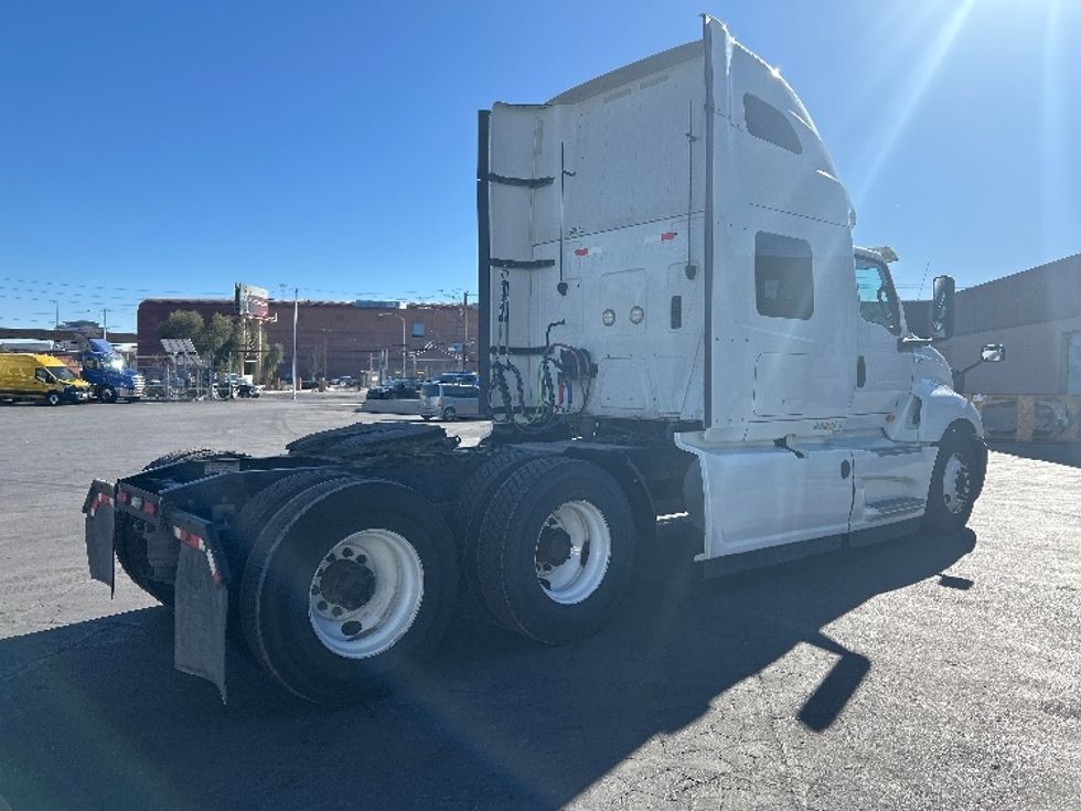 Sleeper Tractor-Heavy Duty Tractors-International-2020-LT625-Las Vegas-NV-384,626\n\t\tmiles-$ 52,000 - Image 7