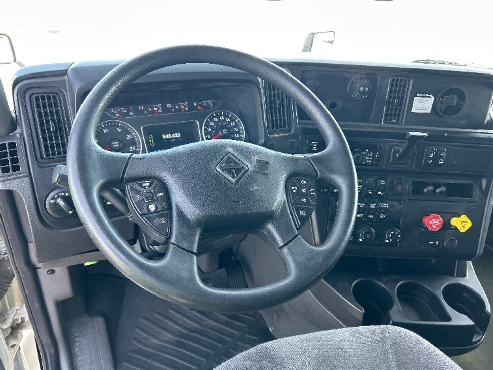 Sleeper Tractor-Heavy Duty Tractors-International-2020-LT625-Las Vegas-NV-548,510\n\t\tmiles-$ 41,000 - Image 11