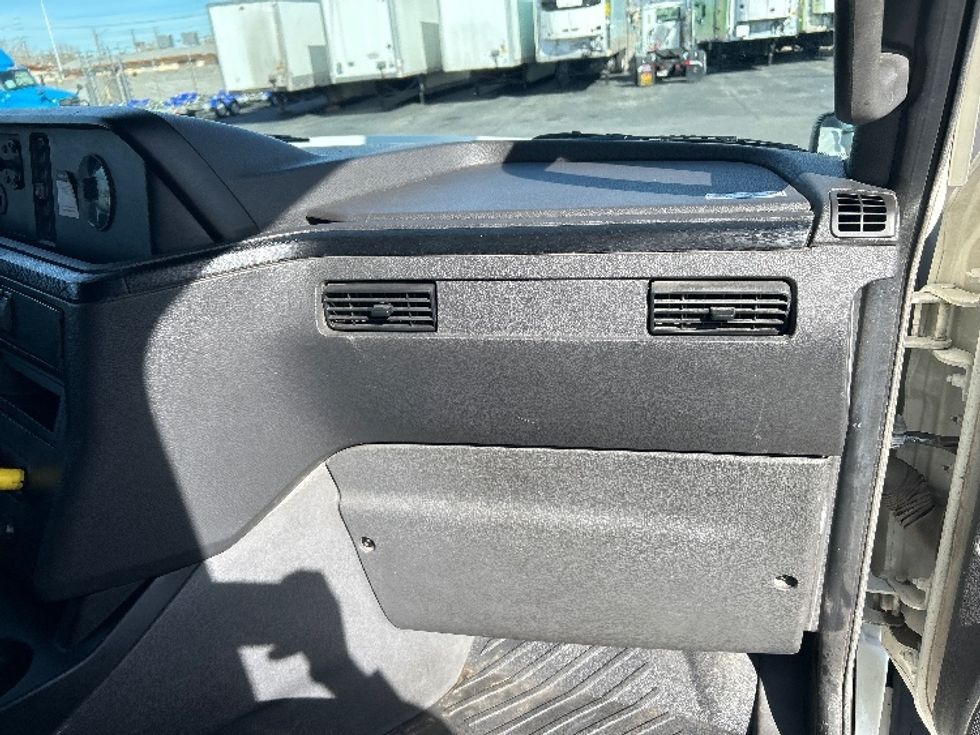 Sleeper Tractor-Heavy Duty Tractors-International-2020-LT625-Las Vegas-NV-548,510\n\t\tmiles-$ 41,000 - Image 14