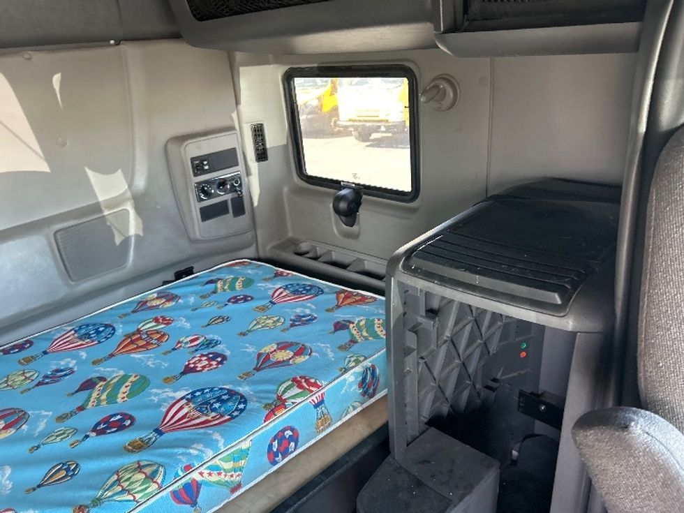 Sleeper Tractor-Heavy Duty Tractors-International-2020-LT625-Las Vegas-NV-548,510\n\t\tmiles-$ 41,000 - Image 18