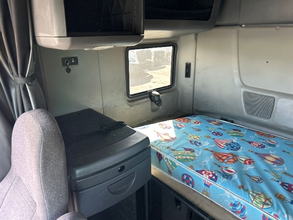 Sleeper Tractor-Heavy Duty Tractors-International-2020-LT625-Las Vegas-NV-548,510\n\t\tmiles-$ 41,000 - Image 19