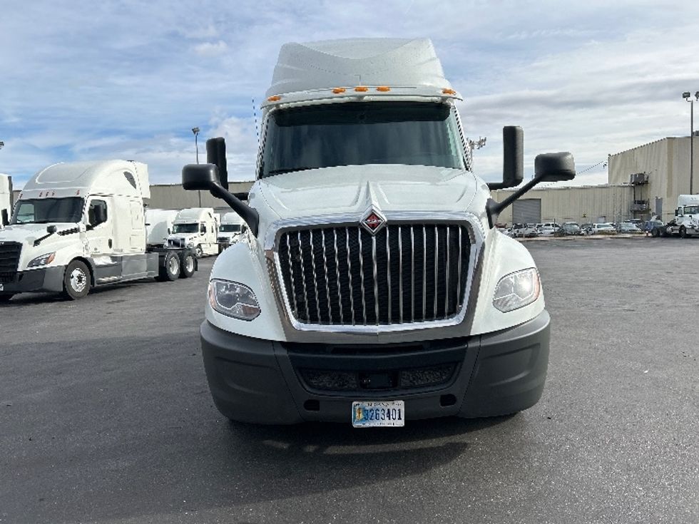 Sleeper Tractor-Heavy Duty Tractors-International-2020-LT625-Las Vegas-NV-597,391\n\t\tmiles-$ 37,500 - Image 2