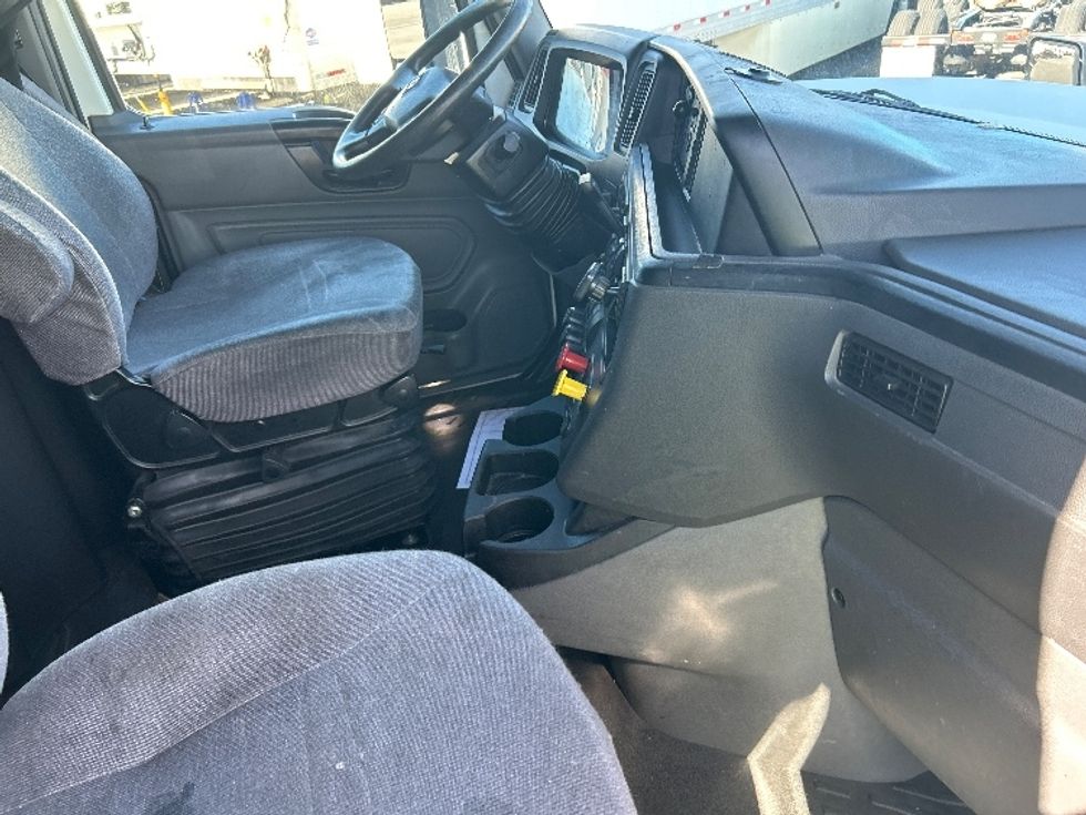 Sleeper Tractor-Heavy Duty Tractors-International-2020-LT625-Las Vegas-NV-613,500\n\t\tmiles-$ 39,250 - Image 11