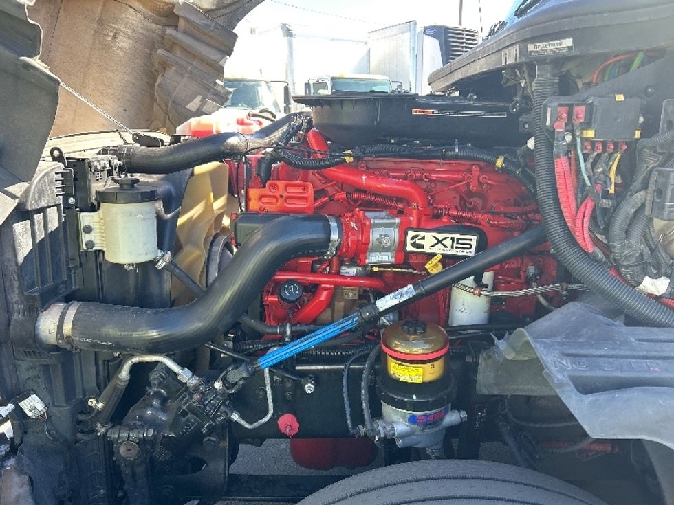 Sleeper Tractor-Heavy Duty Tractors-International-2020-LT625-Las Vegas-NV-613,500\n\t\tmiles-$ 39,250 - Image 17