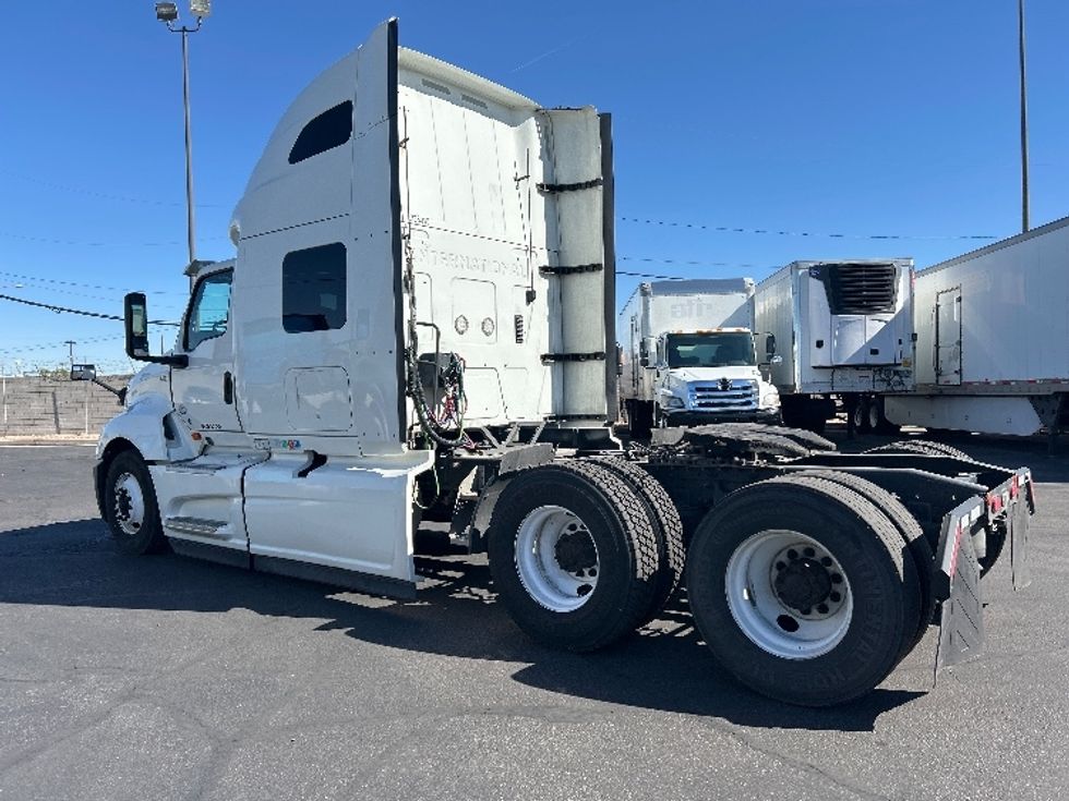 Sleeper Tractor-Heavy Duty Tractors-International-2020-LT625-Las Vegas-NV-613,500\n\t\tmiles-$ 39,250 - Image 5