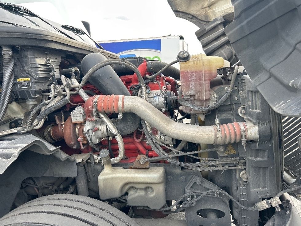 Sleeper Tractor-Heavy Duty Tractors-International-2020-LT625-Las Vegas-NV-653,000\n\t\tmiles-$ 32,000 - Image 20