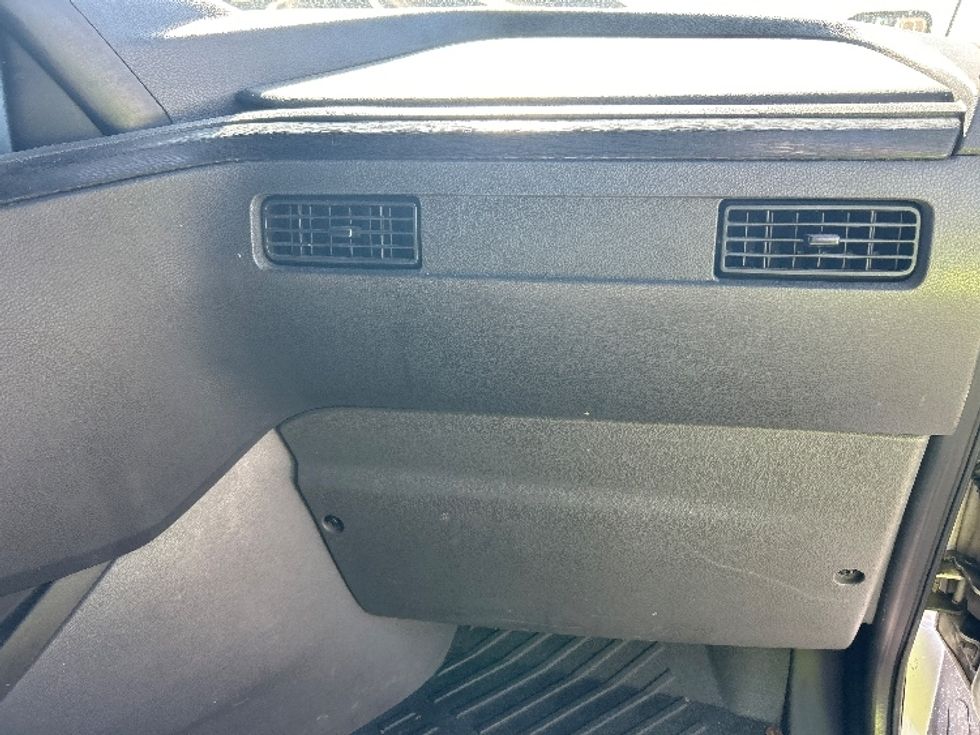 Sleeper Tractor-Heavy Duty Tractors-International-2020-LT625-Las Vegas-NV-683,311\n\t\tmiles-$ 30,750 - Image 14