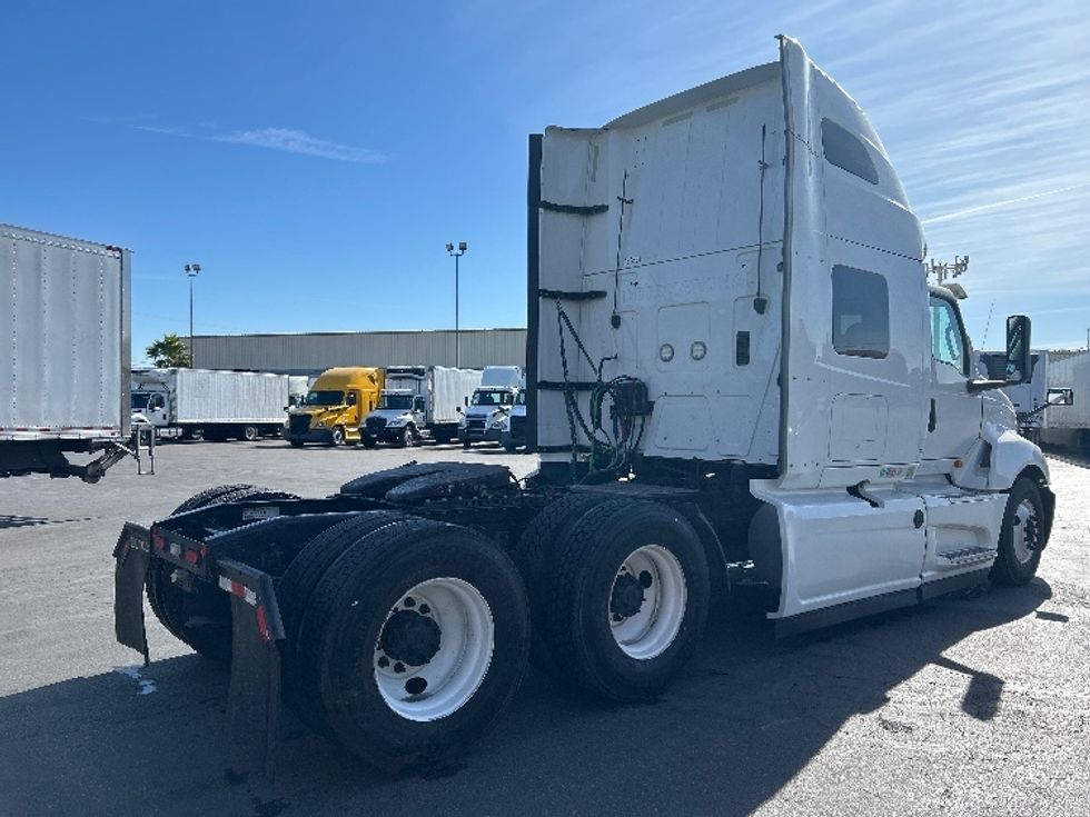 Sleeper Tractor-Heavy Duty Tractors-International-2020-LT625-Las Vegas-NV-683,311\n\t\tmiles-$ 30,750 - Image 7