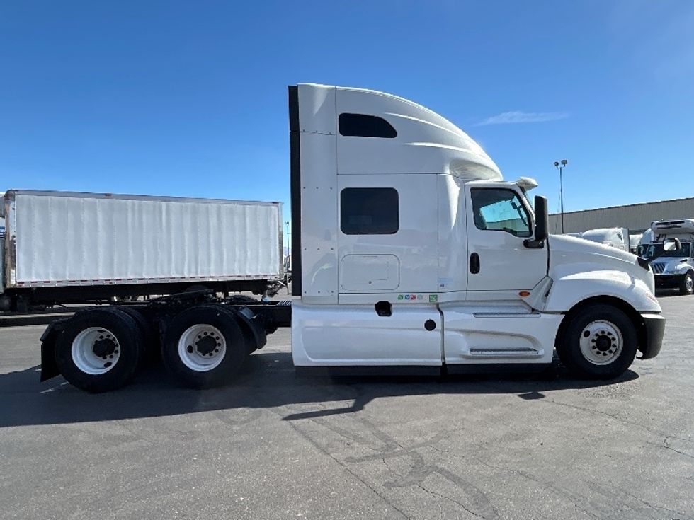 Sleeper Tractor-Heavy Duty Tractors-International-2020-LT625-Las Vegas-NV-683,311\n\t\tmiles-$ 30,750 - Image 8