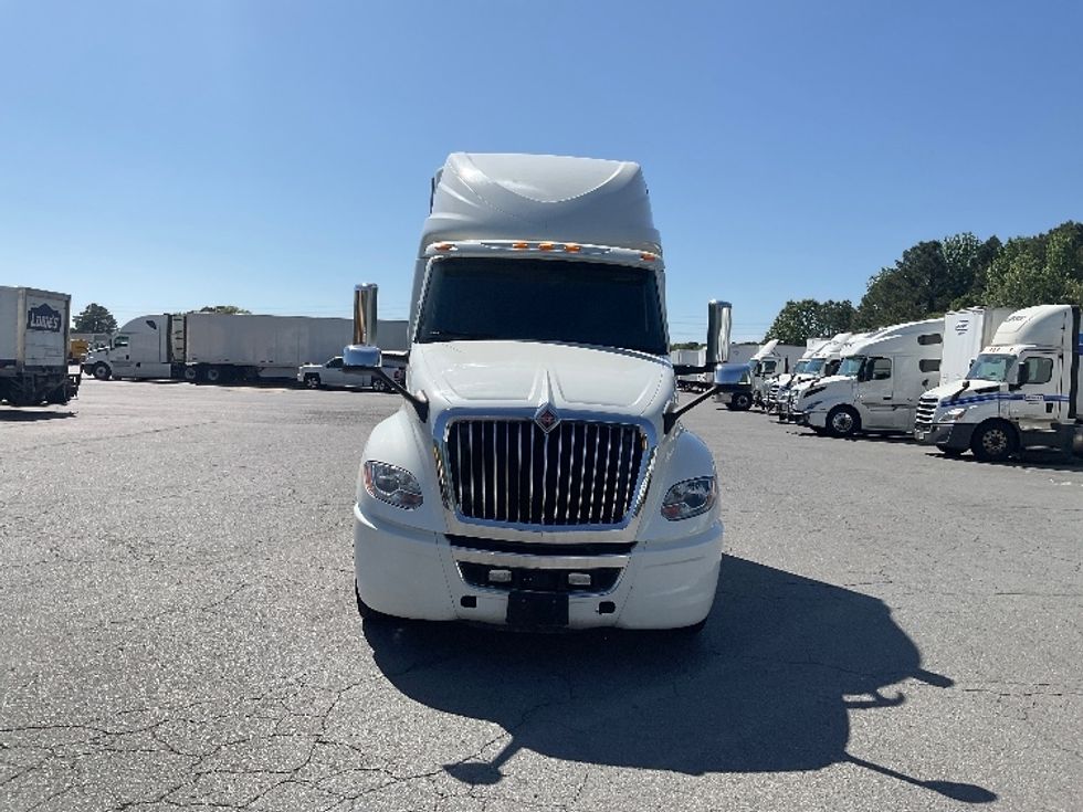 Sleeper Tractor-Heavy Duty Tractors-International-2020-LT625-Little Rock-AR-688,508\n\t\tmiles-$ 39,000 - Image 2