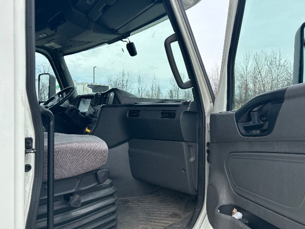 Sleeper Tractor-Heavy Duty Tractors-International-2020-LT625-Liverpool-NY-167,791\n\t\tmiles-$ 58,000 - Image 13