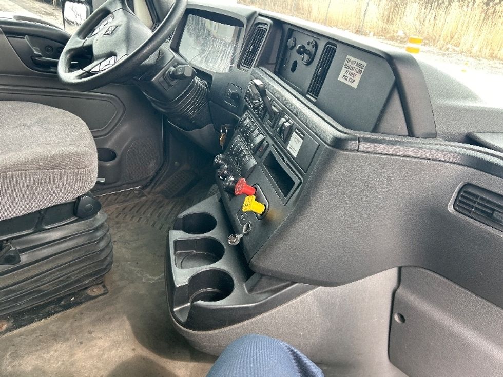 Sleeper Tractor-Heavy Duty Tractors-International-2020-LT625-Liverpool-NY-167,791\n\t\tmiles-$ 58,000 - Image 15