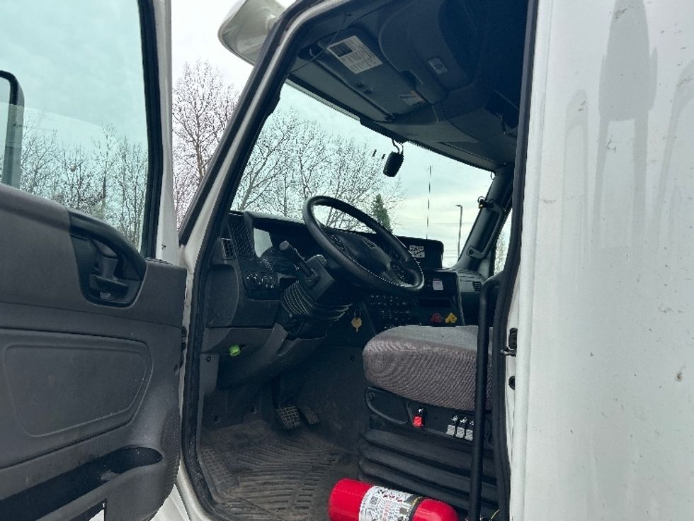 Sleeper Tractor-Heavy Duty Tractors-International-2020-LT625-Liverpool-NY-167,791\n\t\tmiles-$ 58,000 - Image 9