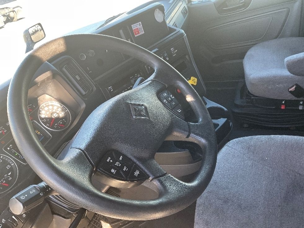 Sleeper Tractor-Heavy Duty Tractors-International-2020-LT625-Longview-TX-376,173\n\t\tmiles-$ 41,500 - Image 10