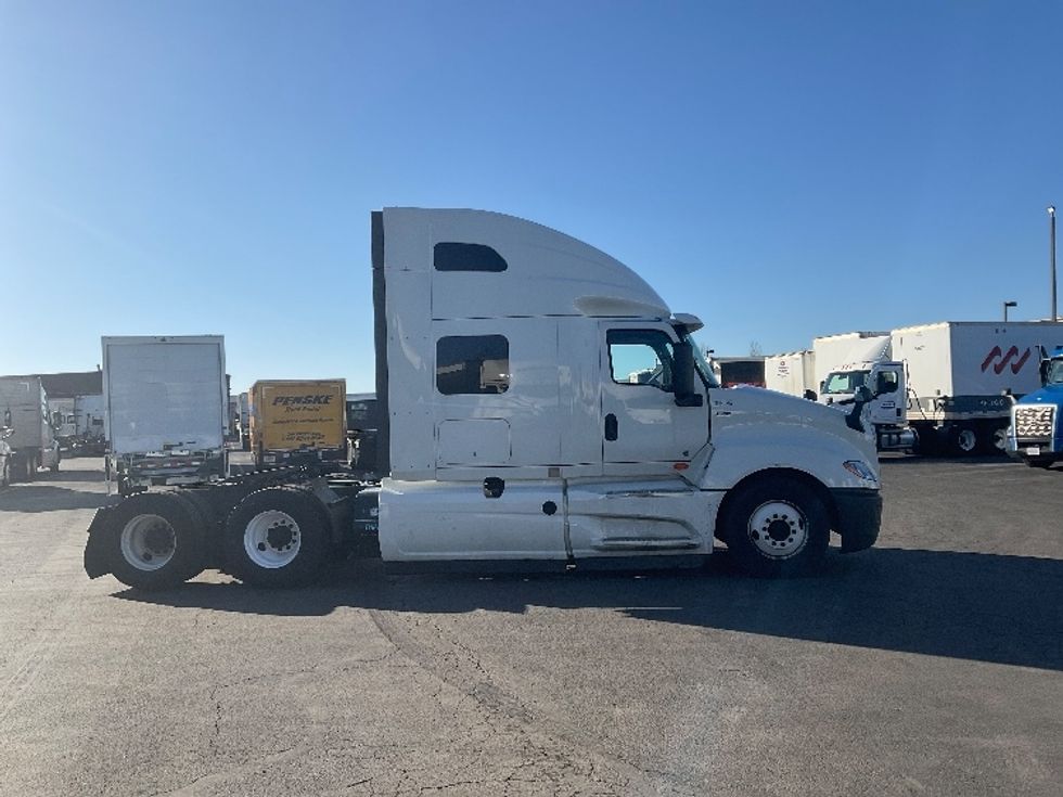 Sleeper Tractor-Heavy Duty Tractors-International-2020-LT625-Longview-TX-376,173\n\t\tmiles-$ 41,500 - Image 8