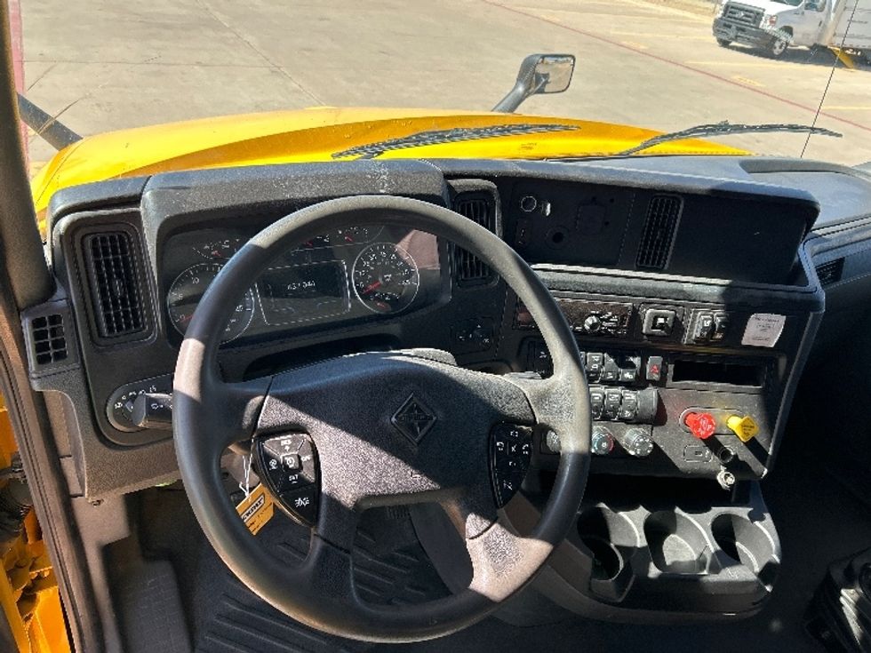 Sleeper Tractor-Heavy Duty Tractors-International-2020-LT625-Lubbock-TX-637,045\n\t\tmiles-$ 44,250 - Image 11