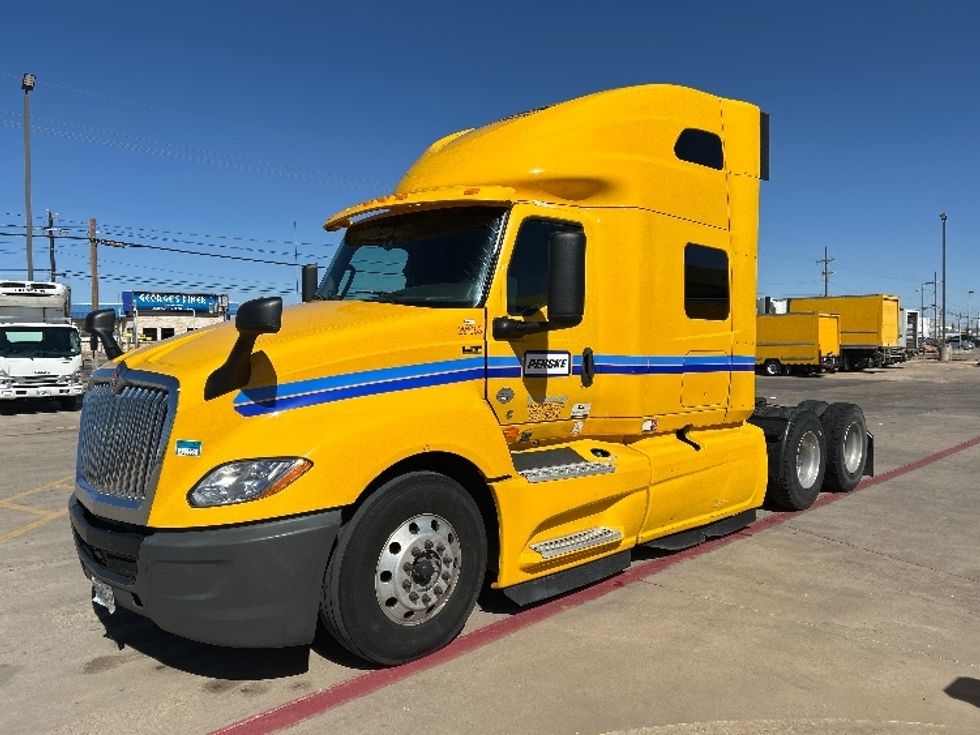 Sleeper Tractor-Heavy Duty Tractors-International-2020-LT625-Lubbock-TX-637,045\n\t\tmiles-$ 44,250 - Image 3
