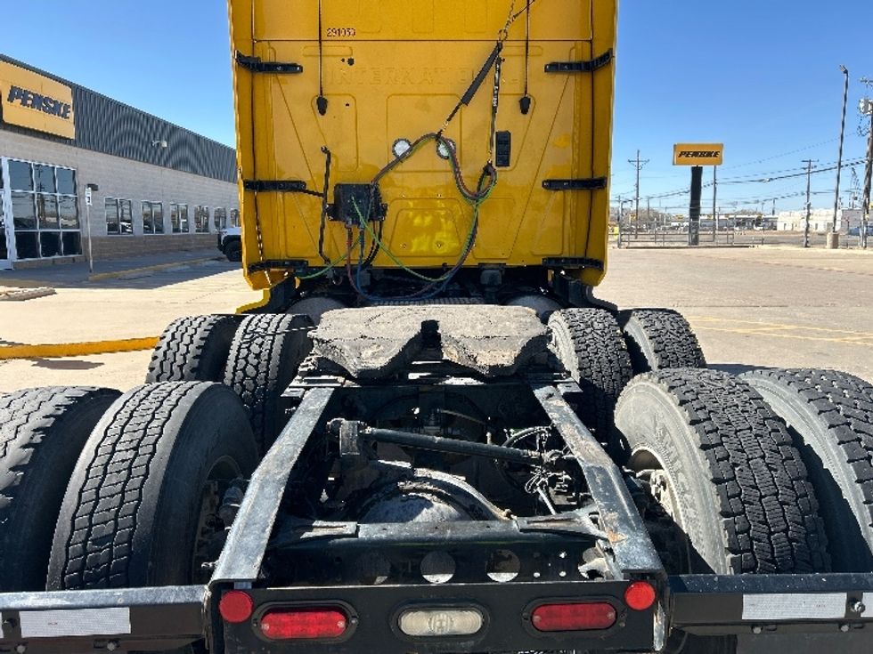 Sleeper Tractor-Heavy Duty Tractors-International-2020-LT625-Lubbock-TX-637,045\n\t\tmiles-$ 44,250 - Image 6