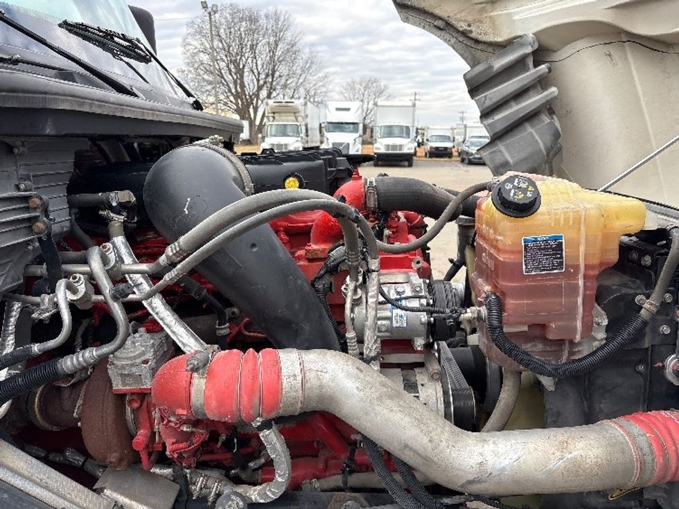 Sleeper Tractor-Heavy Duty Tractors-International-2020-LT625-Mebane-NC-420,314\n\t\tmiles-$ 45,750 - Image 20