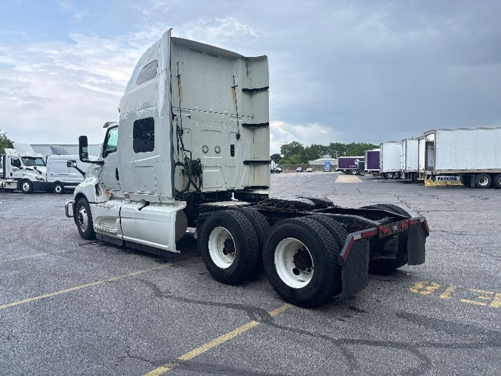 Sleeper Tractor-Heavy Duty Tractors-International-2020-LT625-Middlefield-OH-342,261\n\t\tmiles-$ 58,750 - Image 5