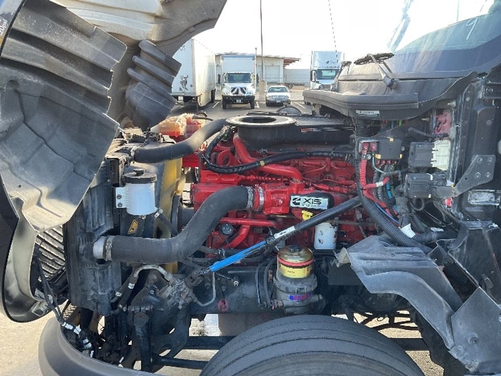 Sleeper Tractor-Heavy Duty Tractors-International-2020-LT625-Milwaukee-WI-627,975\n\t\tmiles-$ 32,750 - Image 21