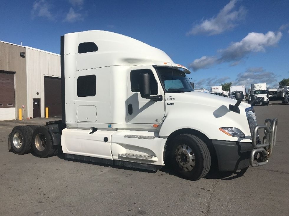 Sleeper Tractor-Heavy Duty Tractors-International-2020-LT625-Mississauga-ON-544,236\n\t\tkm-$ 70,000 - Image 1