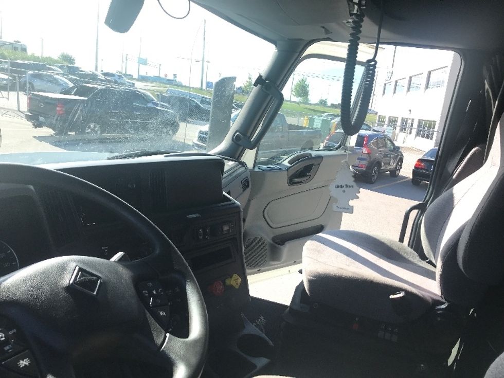 Sleeper Tractor-Heavy Duty Tractors-International-2020-LT625-Mississauga-ON-544,236\n\t\tkm-$ 70,000 - Image 10