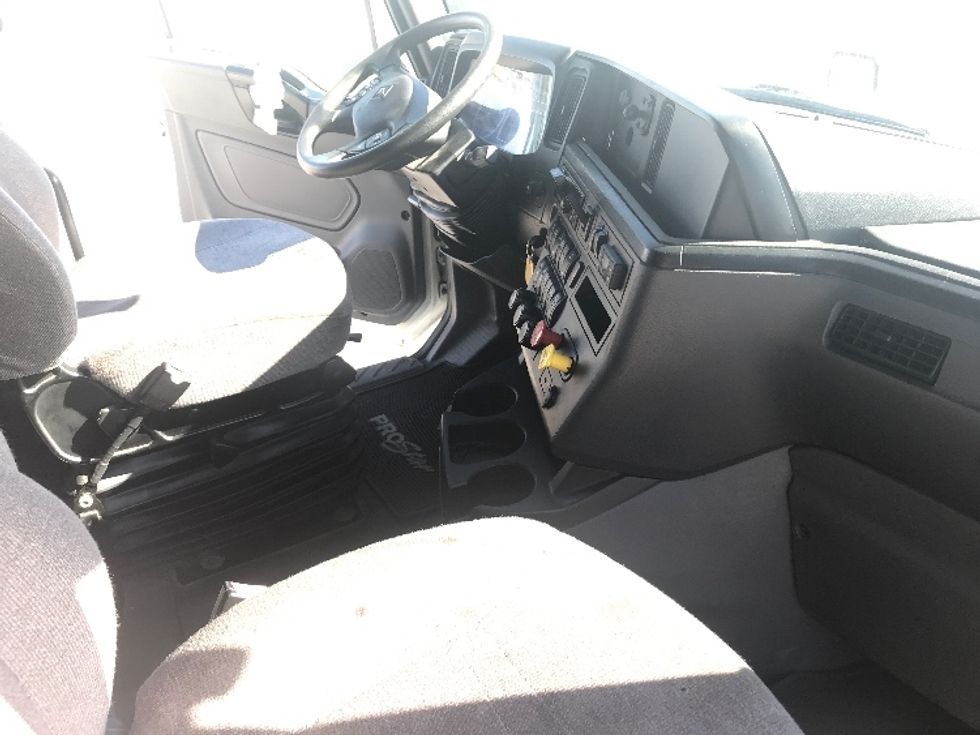 Sleeper Tractor-Heavy Duty Tractors-International-2020-LT625-Mississauga-ON-544,236\n\t\tkm-$ 70,000 - Image 15